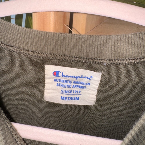 Green Champion Sweater - Picture 2 of 4